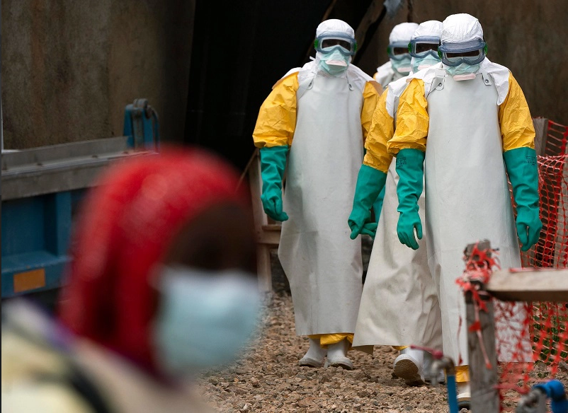 WHO theo dõi khẩn bệnh lạ ở châu Phi khiến 8 người tử vong sau khi tham dự lễ tang: Người bệnh bị sốt, chảy máu mũi và qua đời chỉ sau vài giờ