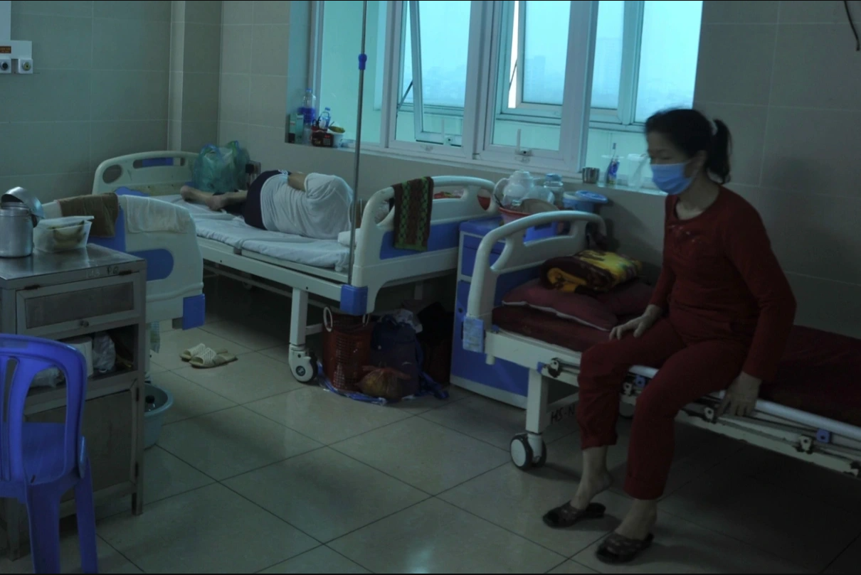 Hanoi suddenly increased Covid-19 patients, many oxygen patients