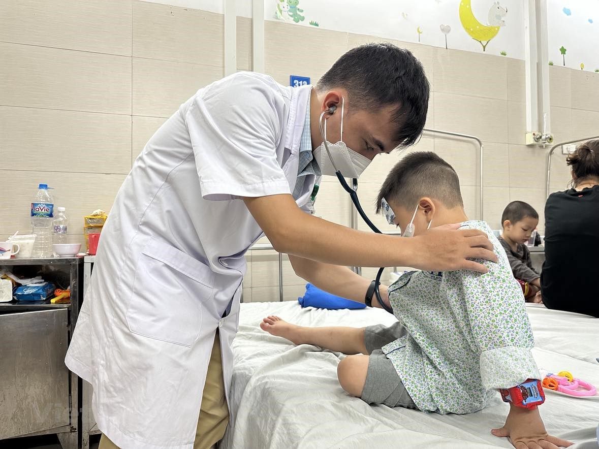 Hanoi: Recording outbreaks of hand, foot and mouth disease at preschools